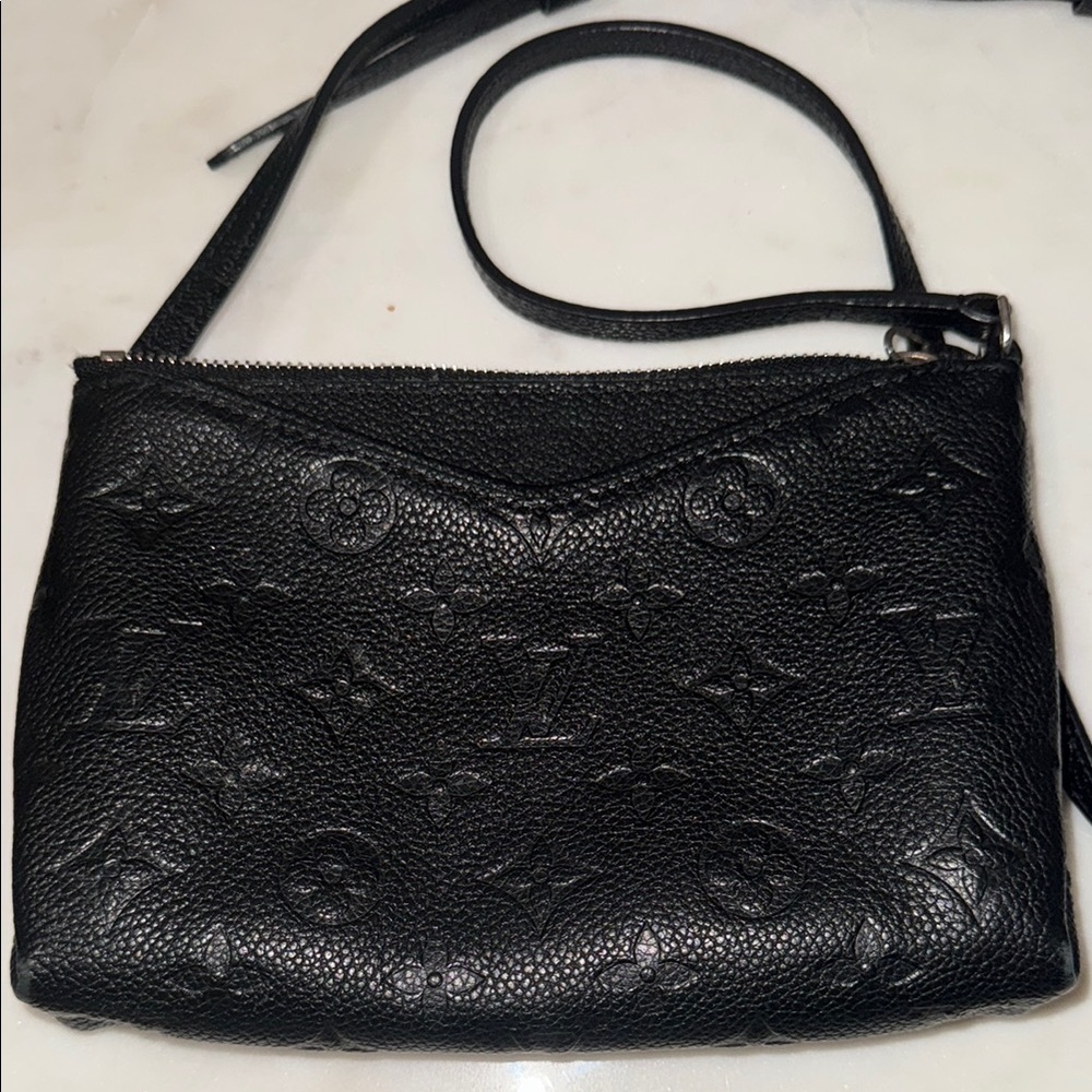 Louis Vuitton Empreinte Pochette